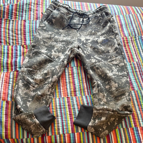 Nike Other - Sale $40 Nike tech fleece size medium slim fit tapered leg,  Camouflage nwt